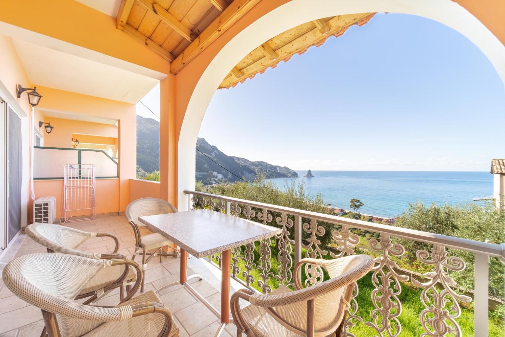 Lido Sofia Apartments Агиос-Гордиос Экстерьер фото