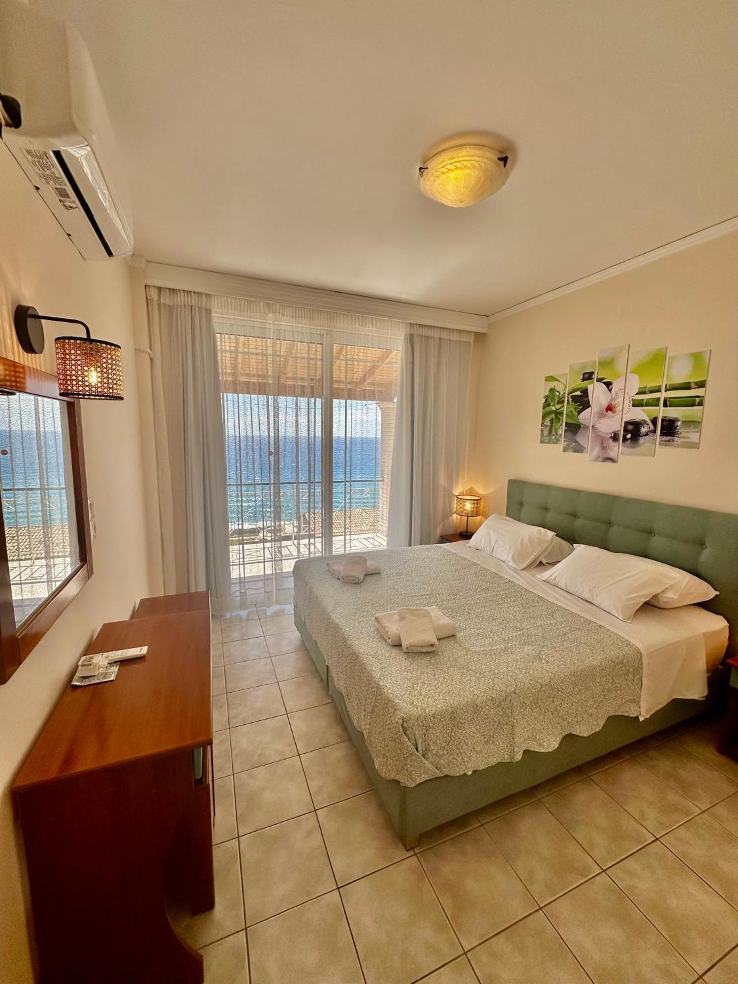 Lido Sofia Apartments Агиос-Гордиос Экстерьер фото