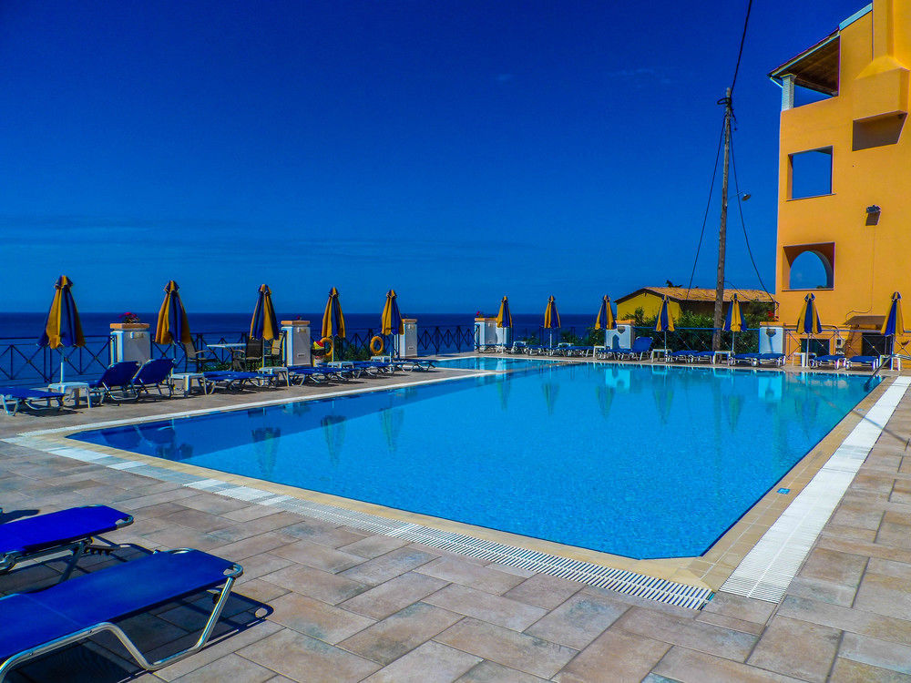 Lido Sofia Apartments Агиос-Гордиос Экстерьер фото